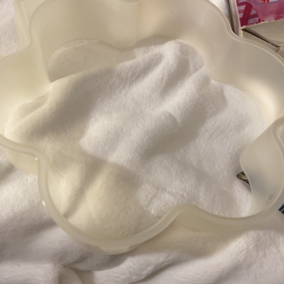 10.25” MICROWAVE CAKE BAKING SET - Picture 6 of 14